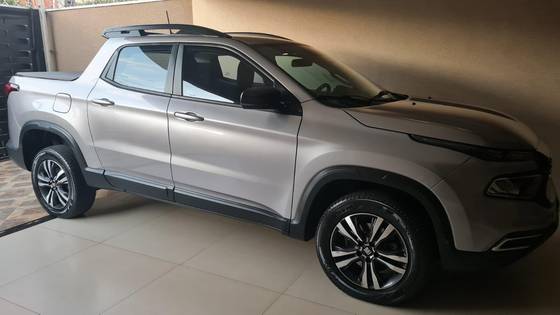 FIAT TORO 1.3 TURBO 270 FLEX FREEDOM AT6 FIAT TORO 1.3 TURBO 270 FLEX FREEDOM AT6